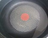 こま肉とブロッコリーの甘辛炒め作り方1写真