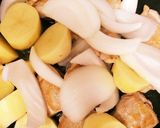 簡単こっくり味噌鶏じゃが作り方3写真