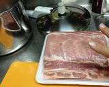 豚かたまり肉の八角煮　ブランデー風味作り方1写真