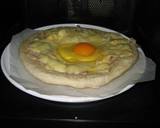 ハムとチーズの目玉ピザ作り方6写真