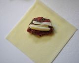 たっぷりパセリと牛ひき肉の揚げワンタン♪作り方3写真
