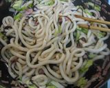 塩こんぶで簡単ランチ♪ベーこん焼うどん作り方4写真
