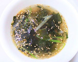 干し舞茸の戻し汁で作る絶品わかめスープ作り方4写真