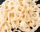蓮根と胡瓜のマヨ醤油サラダ作り方1写真