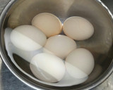 玉子にチ～ズを乗せて焼きました＾＾作り方3写真