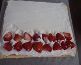 簡単♡基本の苺ロールケーキ♡作り方10写真