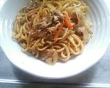 簡単☆残った野菜炒めリメイク♪焼きうどん作り方4写真