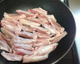 鶏スティックとじゃが芋の中華風煮込み作り方1写真