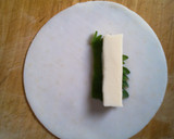 チーズと大葉を餃子の皮で包んでみました♪作り方2写真