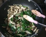 蟹とキノコのトマトクリームパスタ作り方4写真