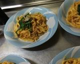 蟹とキノコのトマトクリームパスタ作り方11写真