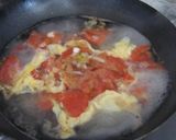 中国の家庭料理☆トマトと卵の中華スープ作り方3写真