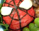 スパイダーマンのキャラ弁♡しめじなめこ付作り方1写真