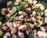 ニンニクの芽と鶏胸肉の炒め物作り方5写真