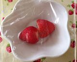 手づかみ離乳食♡型抜きいちごサンド作り方1写真