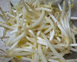 懐かしの味♪オクラとモヤシの焼きそば♪作り方3写真