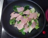 お弁当にも簡単一品　チンゲン菜とハム炒め作り方2写真