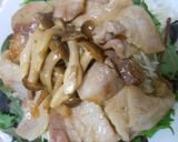 豚ばら肉としめじ炒め・のせご飯作り方11写真