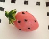 デコフリ赤＊うずらの玉子で苺作り方2写真