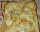 朝からごちそう☆肉じゃがトースト作り方7写真
