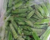絹サヤのオリーブオイル醤油味付け作り方3写真