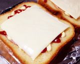 *朝食に♪簡単ハムチーズトースト*作り方2写真