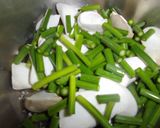 ムラサキイカとにんにくの芽の蒸し煮作り方1写真