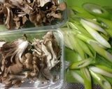 牛肉と舞茸のねぎすき煮作り方1写真