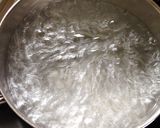 お玉で失敗なし★ポーチドエッグ作り方1写真