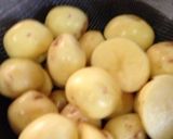 新ジャガイモのコロ煮作り方1写真