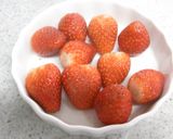 レンジde簡単！もちもち✿いちご大福✿作り方1写真