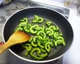 我が家の定番☆ゴーヤチャンプルー作り方14写真