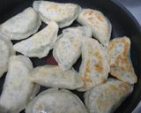 中国の家庭料理☆にらと卵の大判焼餃子作り方8写真