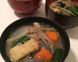 簡単！根菜たっぷり♡いつもの豚汁作り方6写真