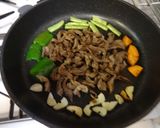 牛筋肉のガーリックソテー作り方7写真