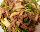 コクうま！ニンニクの芽と豚肉の塩麹炒め作り方5写真