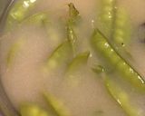 えんどう豆のお味噌汁作り方3写真