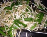 豚肉の生姜焼き＊ニラもやし炒め添え作り方5写真