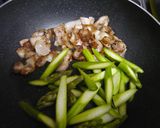 グリーンアスパラのチャンプルー作り方4写真