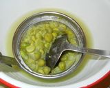 エンドウ豆と新ジャガとベーコンのスープ作り方4写真