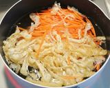 胡麻の風味満点☺人参と油揚げの胡麻味噌汁作り方2写真