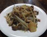 もやしとシメジのひき肉炒め作り方3写真