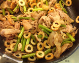 ちくわの旨味☆簡単ニンニクの芽と豚肉炒め作り方5写真
