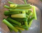 簡単うまうま！ニンニクの芽の炒め物♪作り方3写真