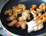 ピリ辛葱だく◎鶏もも肉の葱塩レモン作り方5写真