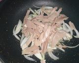 ハムと玉ねぎのカレー風味炒め☆作り方2写真