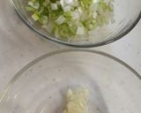 *肉味噌のせ冷や麦*作り方1写真