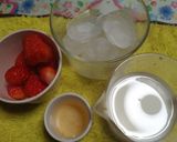 ほんのり苺スムージー作り方1写真