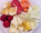 健康的！朝食に赤の野菜＆フルーツジュース作り方1写真