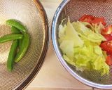 簡単スナップえんどう蓮根トマトのサラダ作り方4写真